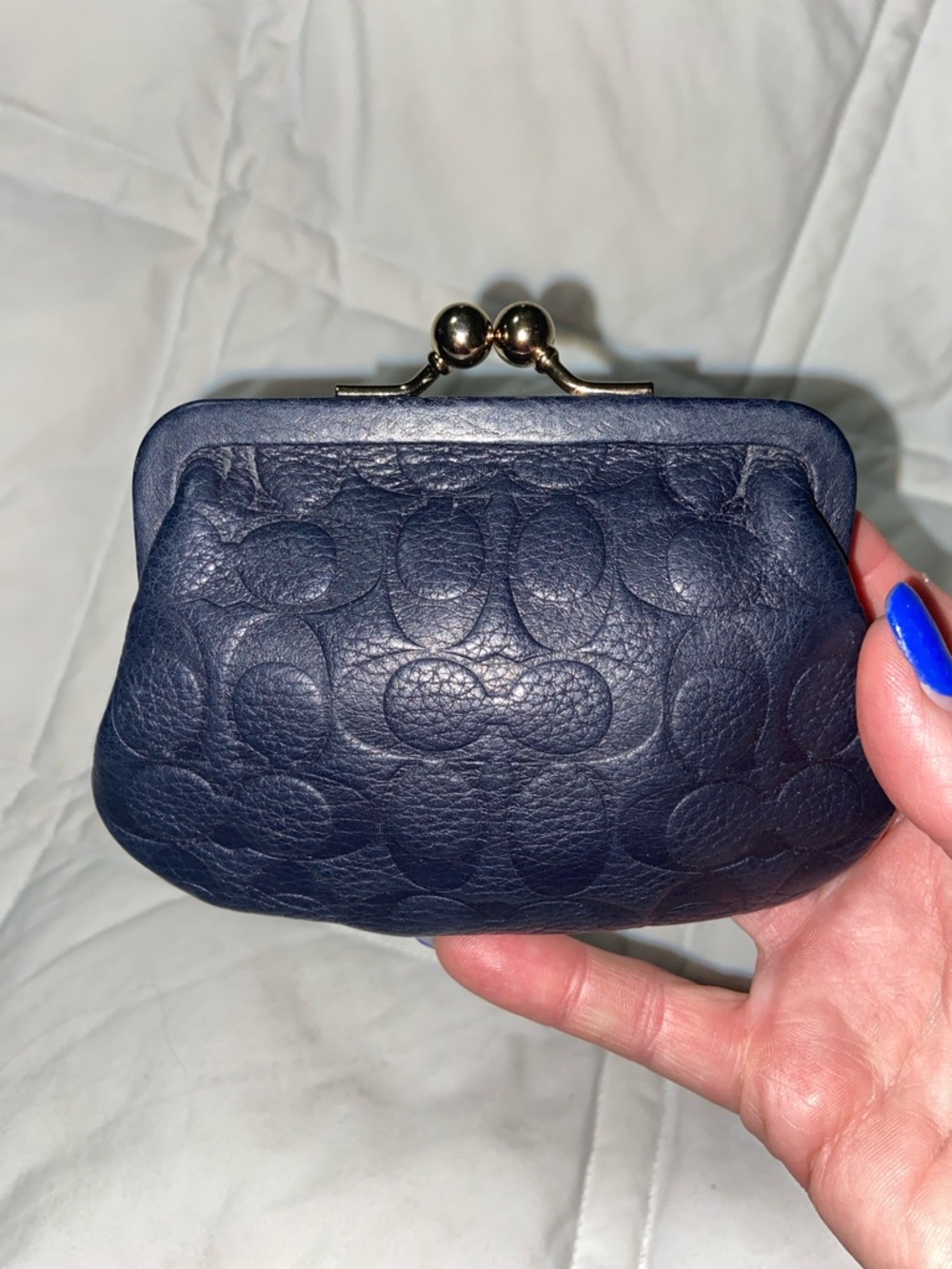 RARE Vintage Coach Signature Embossed Pebble Leather Frame Kiss Lock Coin Purse